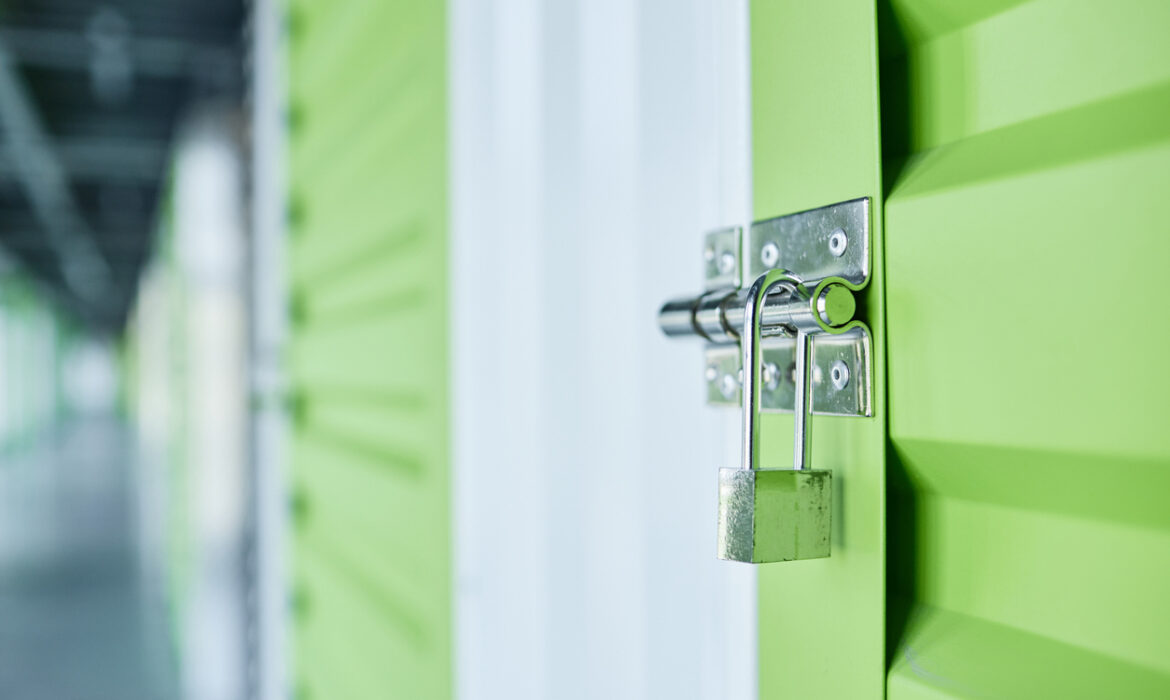 Quels critères pour choisir un garde-meuble sécurisé ?