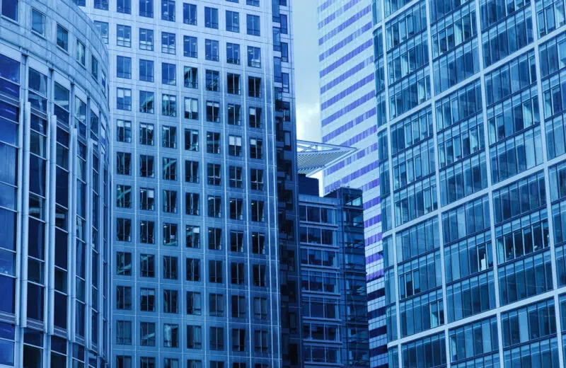 L’achat ou la location des murs commerciaux : que choisir ?