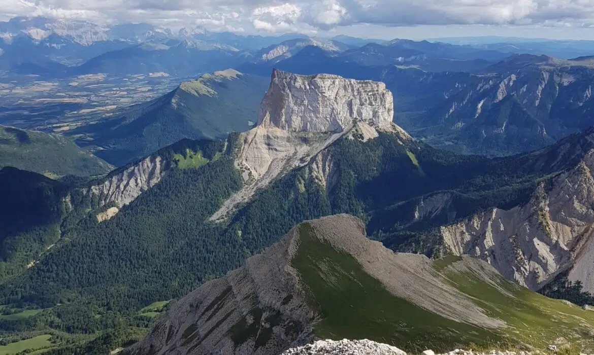 Propriétaires : pourquoi louer votre appartement dans le Vercors ?