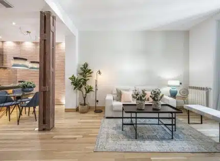 Les avantages et les inconvénients de la location meublée pour les propriétaires