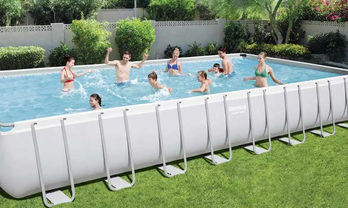 Comment éviter les impôts en choisissant la bonne taille de piscine pour votre maison