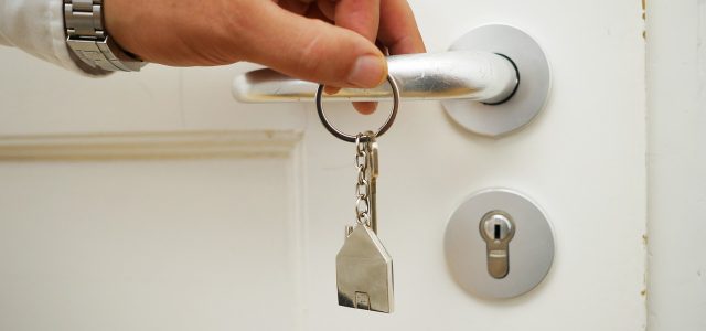 Quel salaire pour emprunter 200 000 euros sur 30 ans ?