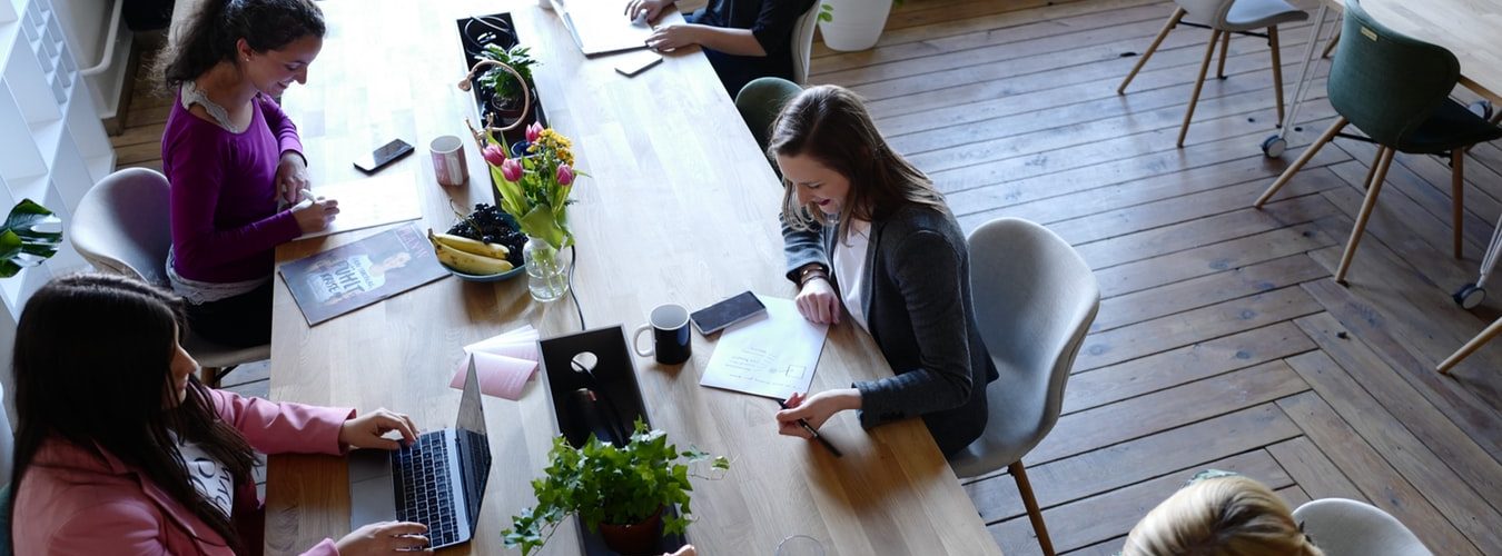 Location de bureau en espace de coworking : comment ça marche ?
