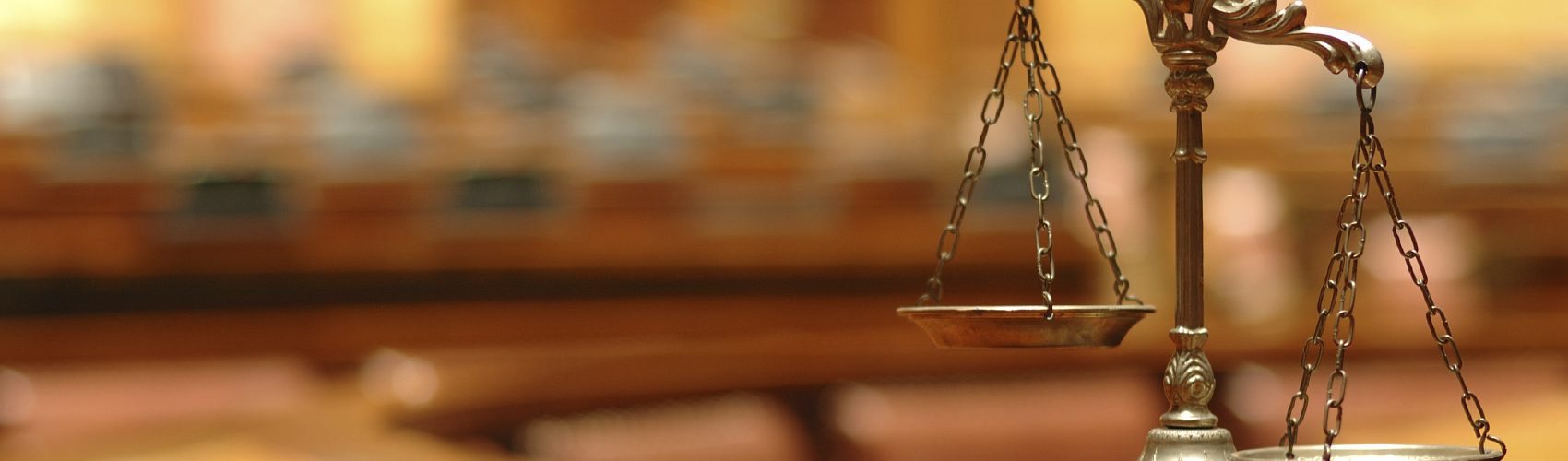 Qui paie les charges dans une indivision ?