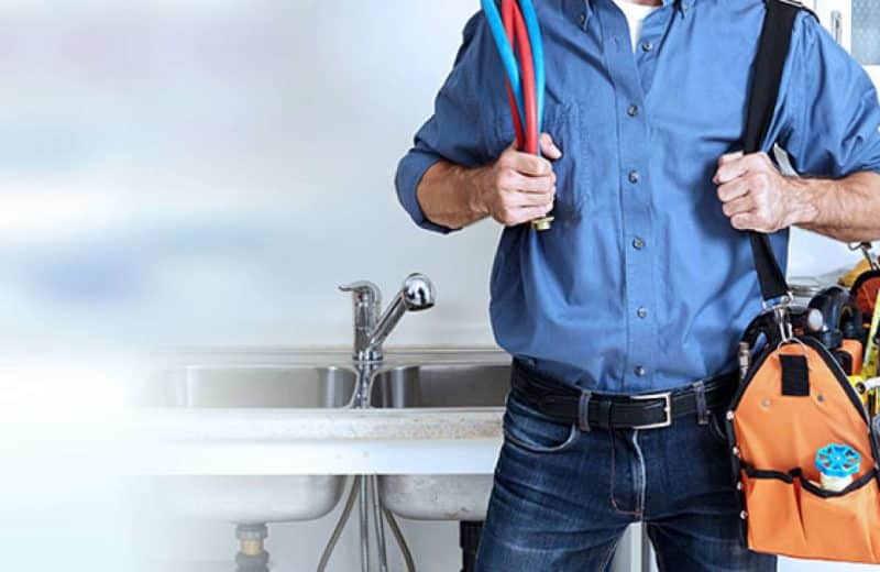 service de qualité avec un plombier