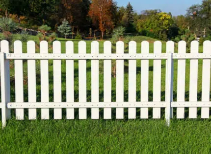 Puis-je construire un mur en limite de propriété ?