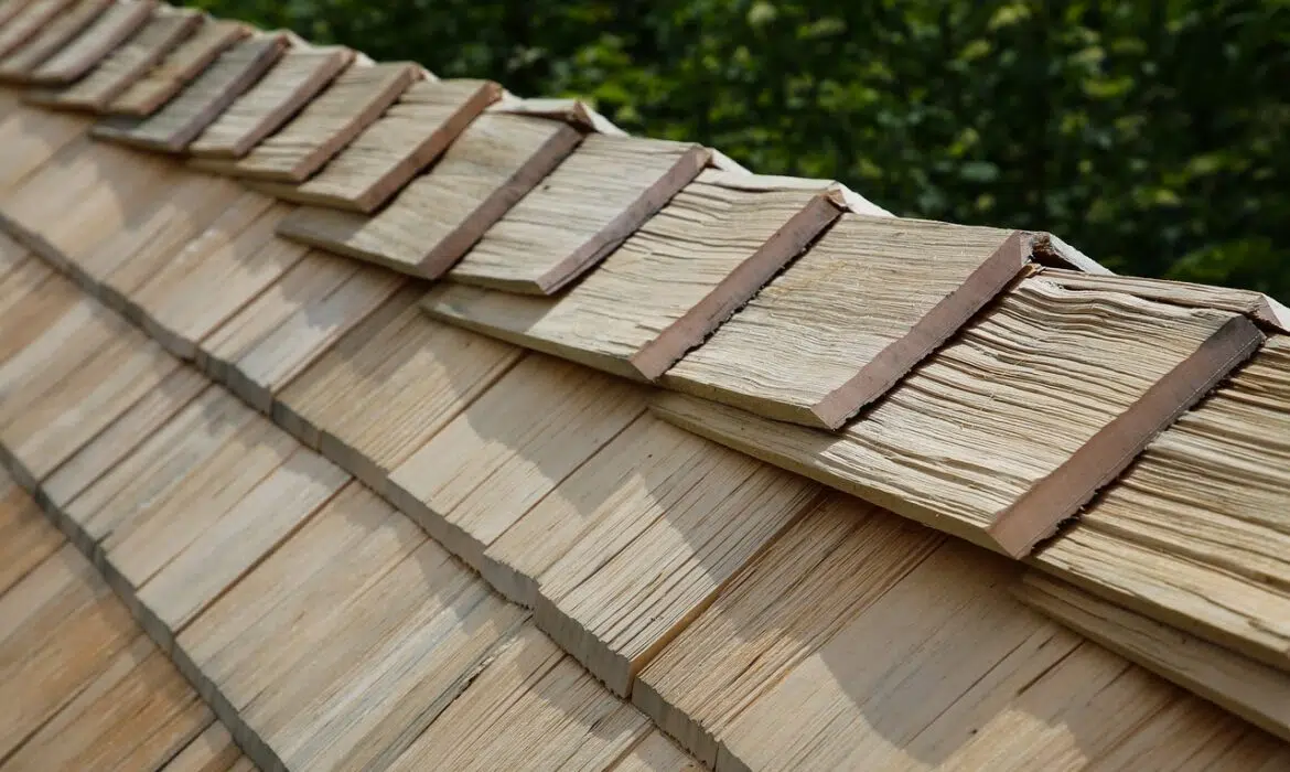 Comment faire une toiture bois ?