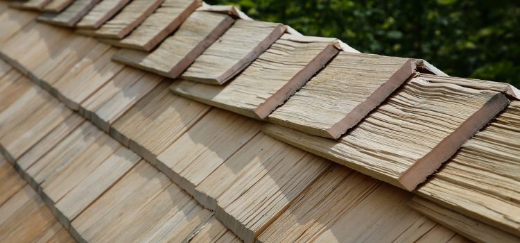 Comment faire une toiture bois ?