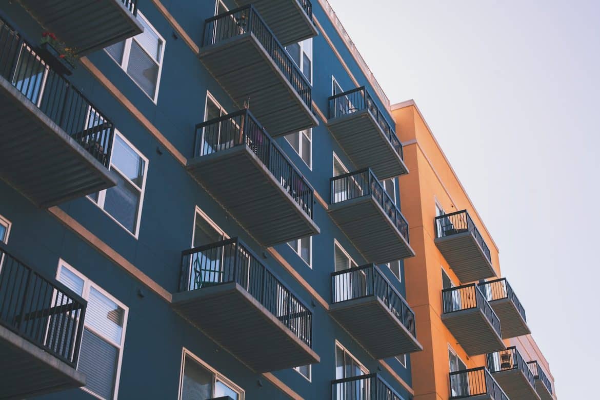 L'analyse comparative de marché : une approche fiable pour votre estimation d'appartement